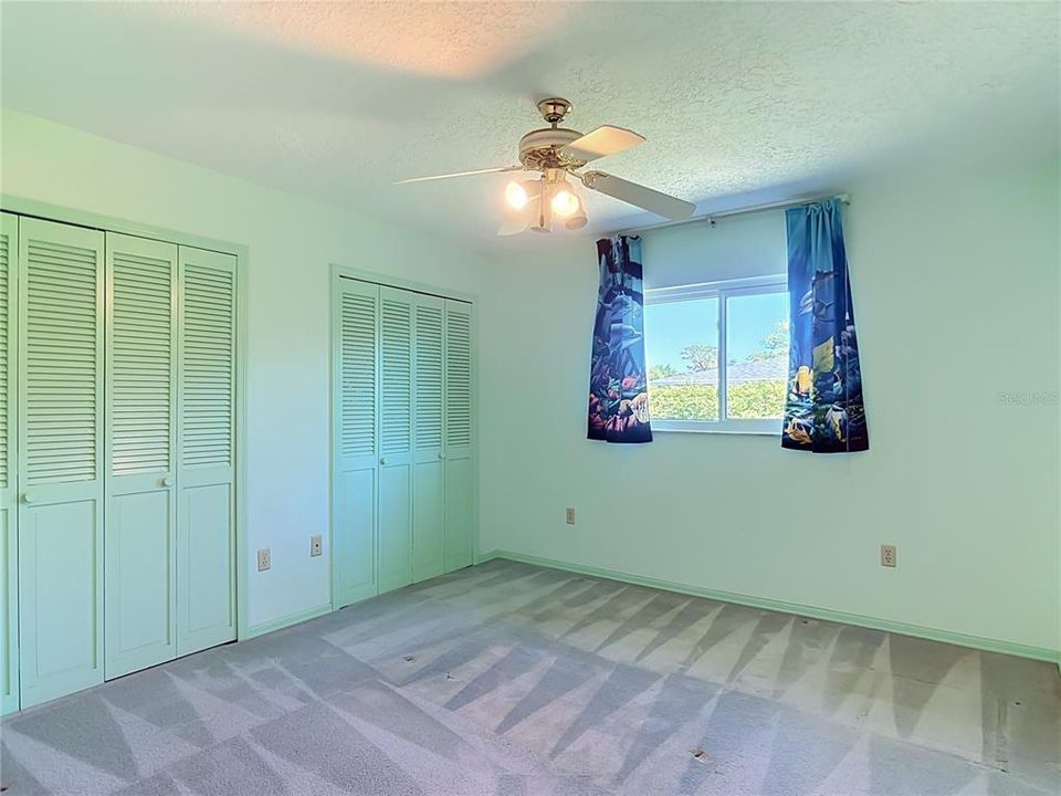 For Sale: $395,000 (3 beds, 2 baths, 1956 Square Feet)