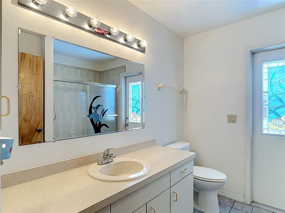 For Sale: $395,000 (3 beds, 2 baths, 1956 Square Feet)