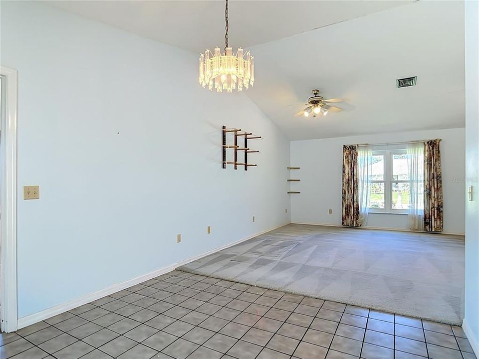 For Sale: $395,000 (3 beds, 2 baths, 1956 Square Feet)