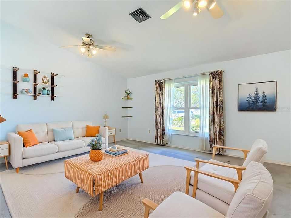 For Sale: $395,000 (3 beds, 2 baths, 1956 Square Feet)