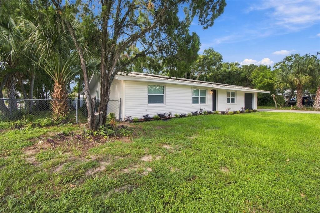 En Venta: $365,000 (3 camas, 3 baños, 1675 Pies cuadrados)