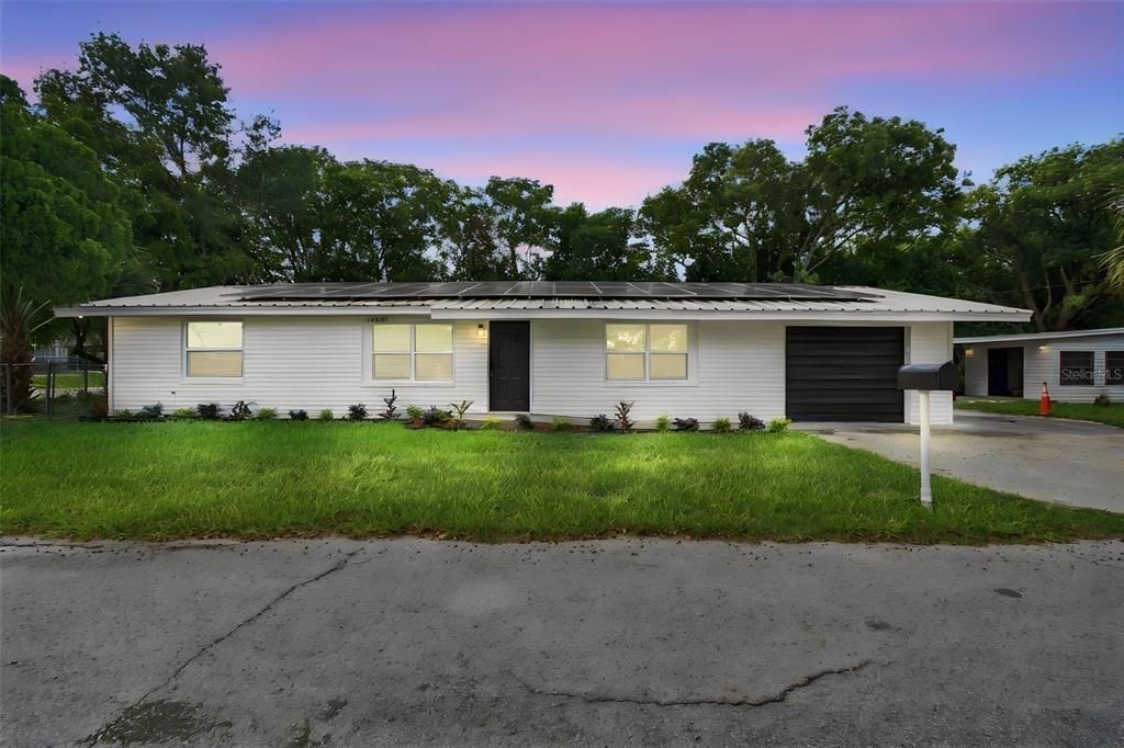 En Venta: $365,000 (3 camas, 3 baños, 1675 Pies cuadrados)