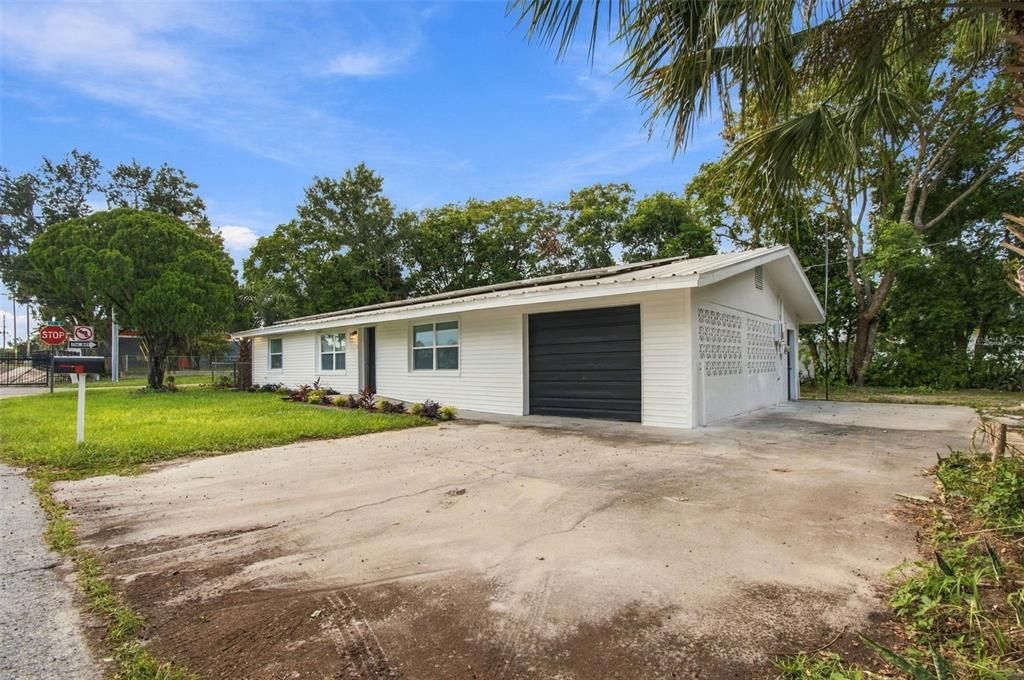 En Venta: $365,000 (3 camas, 3 baños, 1675 Pies cuadrados)