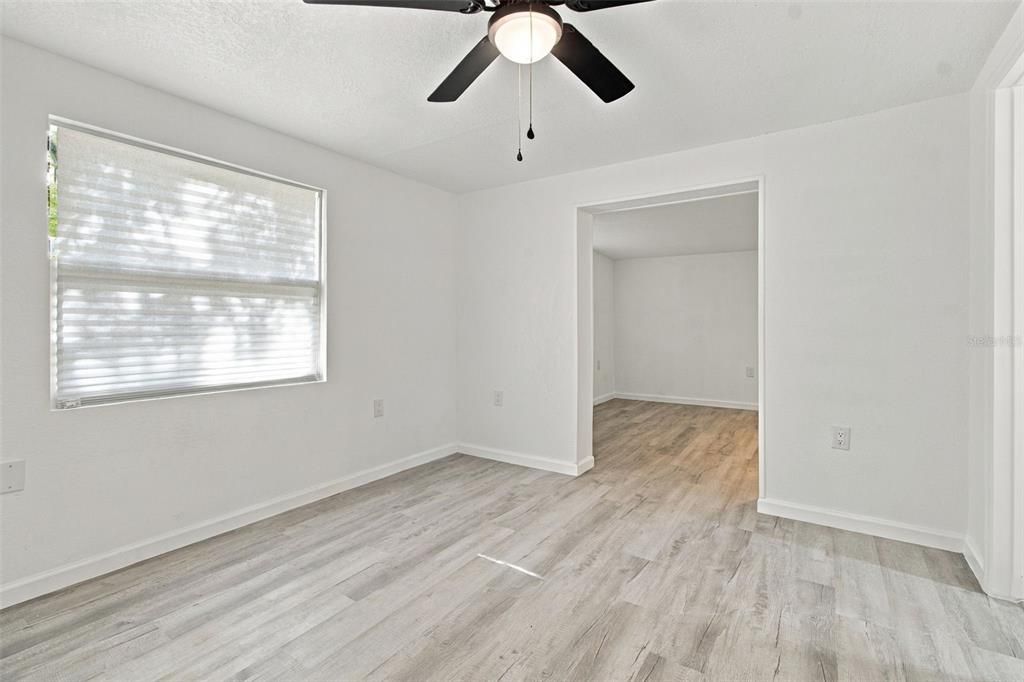 En Venta: $365,000 (3 camas, 3 baños, 1675 Pies cuadrados)