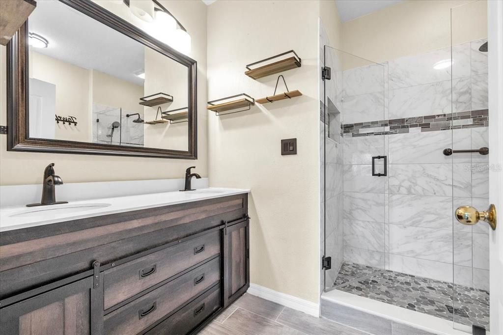 For Sale: $249,000 (3 beds, 2 baths, 1608 Square Feet)