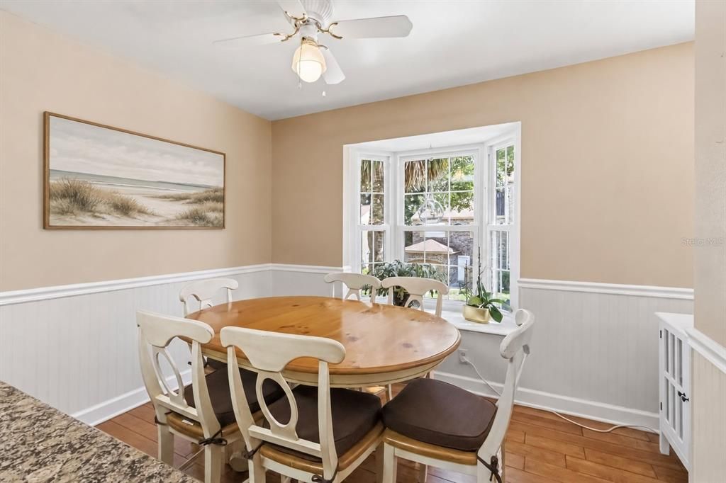 Active With Contract: $299,900 (2 beds, 2 baths, 2170 Square Feet)