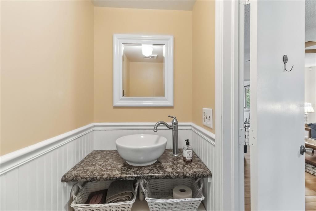 Active With Contract: $299,900 (2 beds, 2 baths, 2170 Square Feet)
