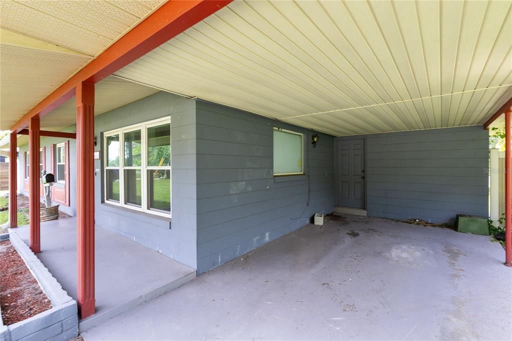 For Sale: $355,000 (4 beds, 2 baths, 1582 Square Feet)