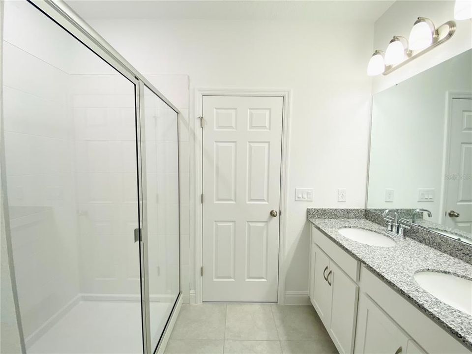 В аренду: $2,800 (3 спален, 2 ванн, 2308 Квадратных фут)