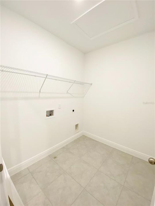 В аренду: $2,800 (3 спален, 2 ванн, 2308 Квадратных фут)