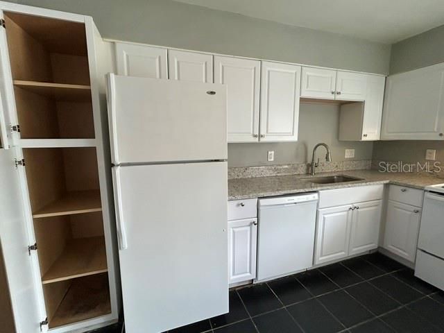 For Sale: $189,900 (3 beds, 2 baths, 1407 Square Feet)