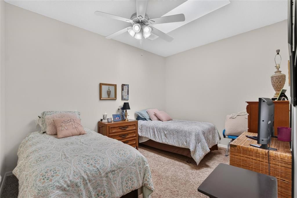 For Sale: $239,900 (2 beds, 2 baths, 1556 Square Feet)