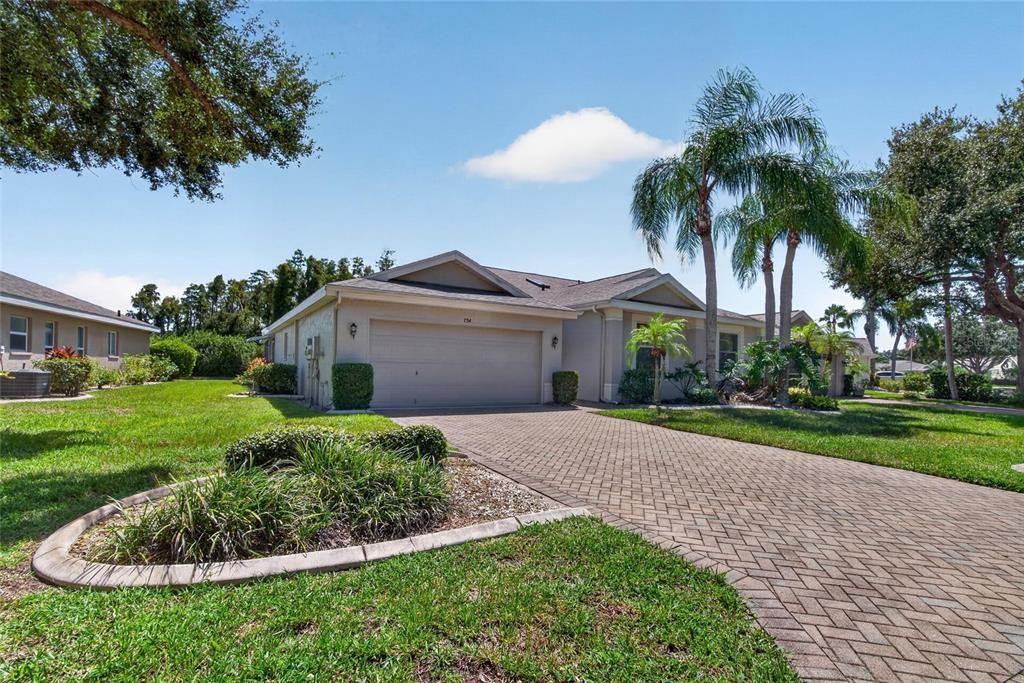 For Sale: $239,900 (2 beds, 2 baths, 1556 Square Feet)
