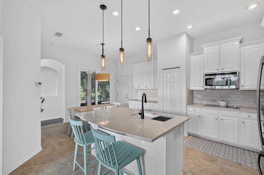 For Sale: $779,000 (4 beds, 2 baths, 2318 Square Feet)