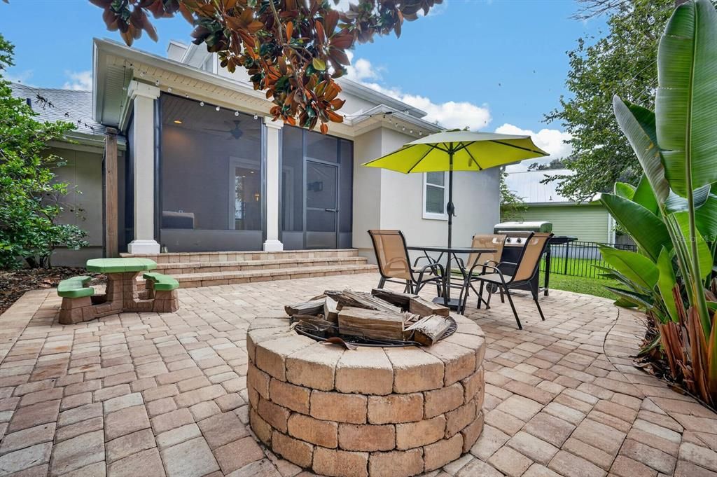 For Sale: $779,000 (4 beds, 2 baths, 2318 Square Feet)
