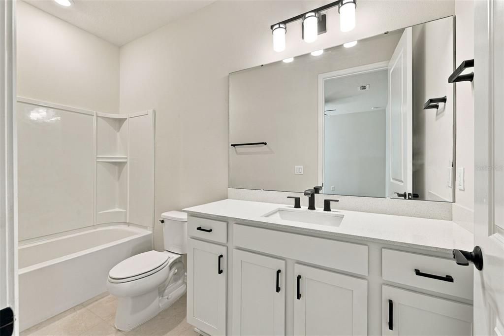 For Sale: $835,000 (7 beds, 5 baths, 4447 Square Feet)
