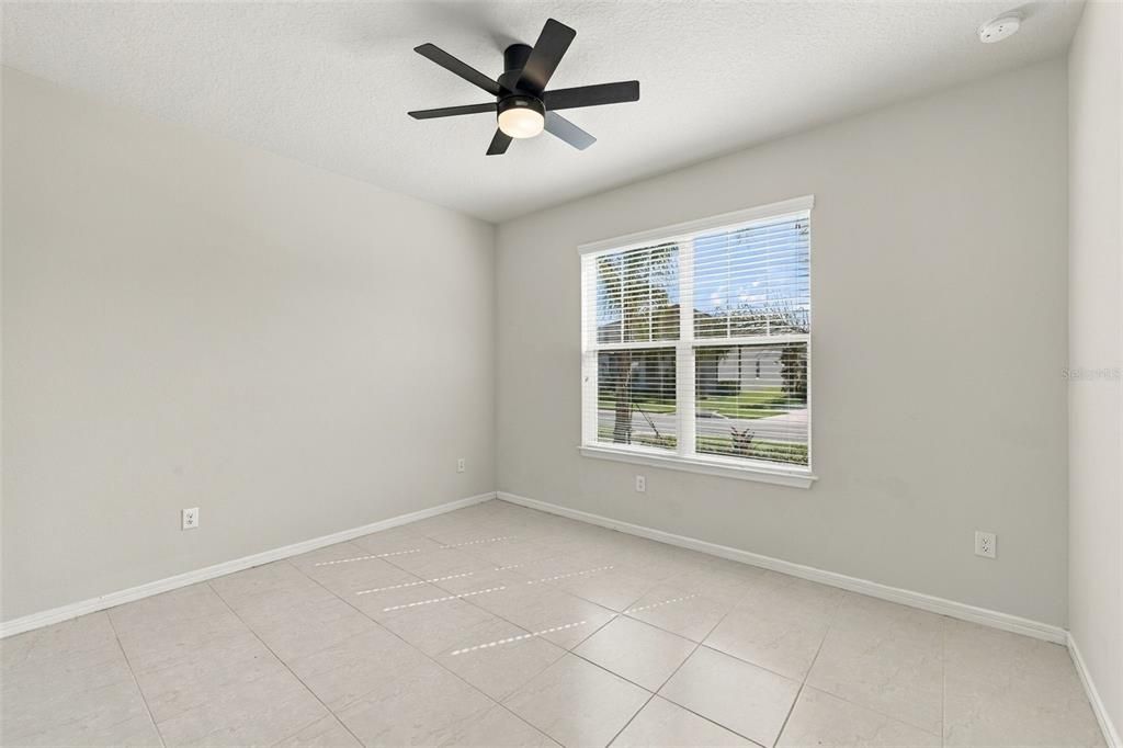 For Sale: $835,000 (7 beds, 5 baths, 4447 Square Feet)