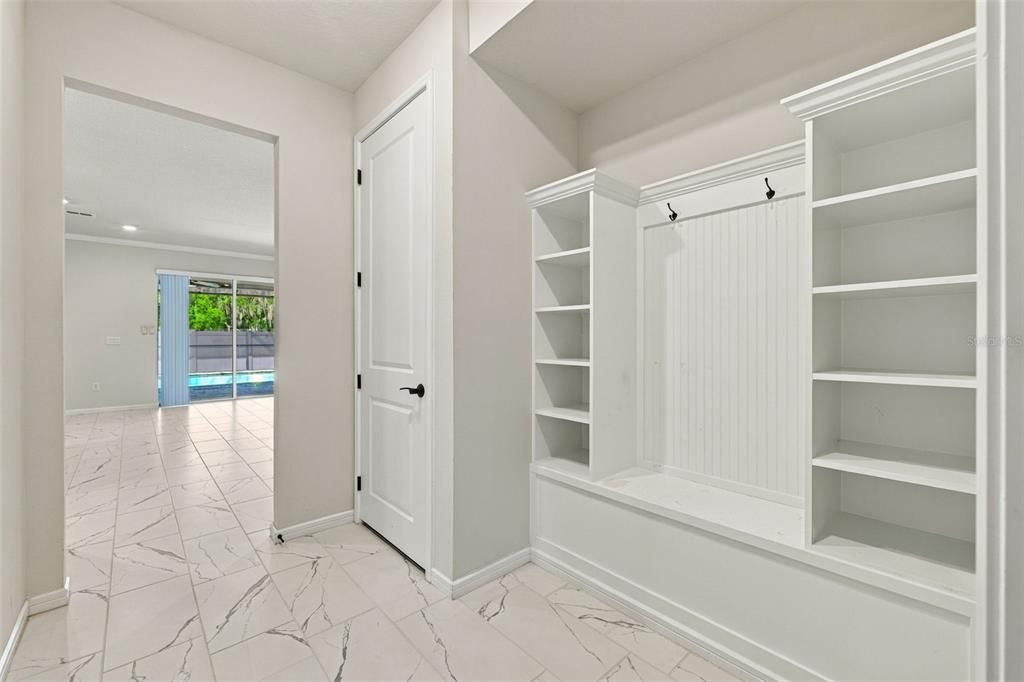 For Sale: $835,000 (7 beds, 5 baths, 4447 Square Feet)