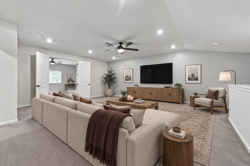 For Sale: $835,000 (7 beds, 5 baths, 4447 Square Feet)