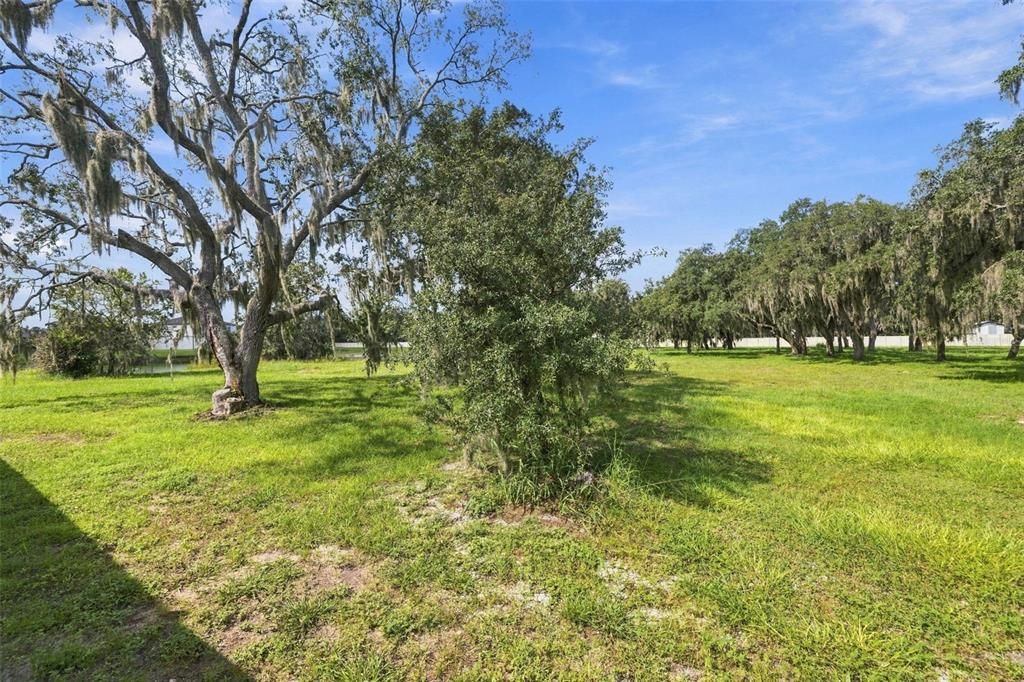 For Sale: $835,000 (7 beds, 5 baths, 4447 Square Feet)