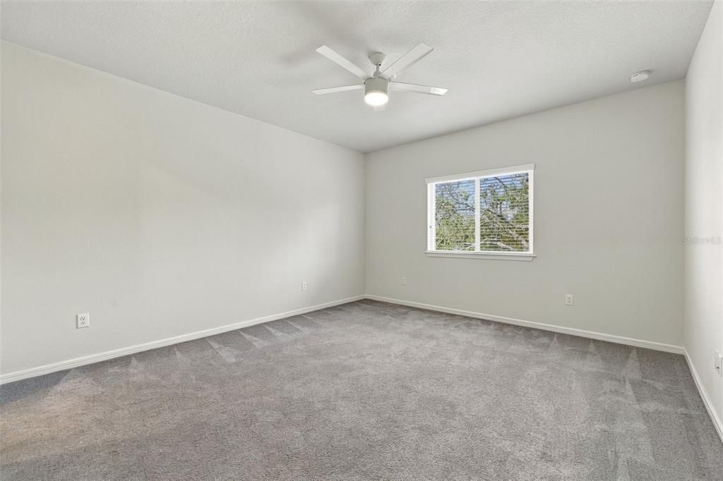 For Sale: $835,000 (7 beds, 5 baths, 4447 Square Feet)