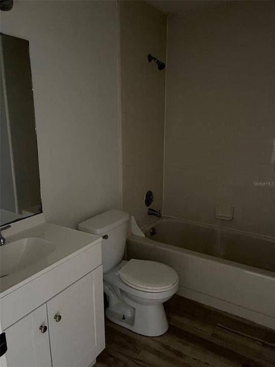 В аренду: $1,795 (2 спален, 2 ванн, 1086 Квадратных фут)