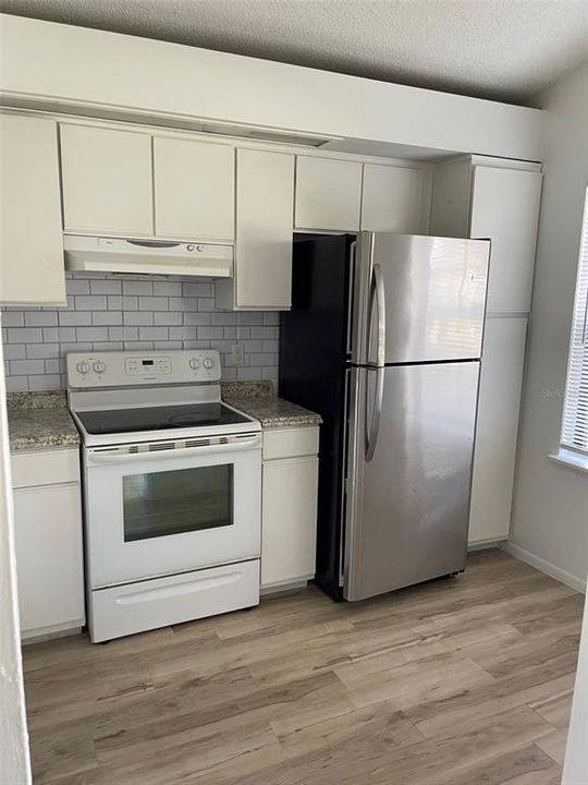 В аренду: $1,795 (2 спален, 2 ванн, 1086 Квадратных фут)