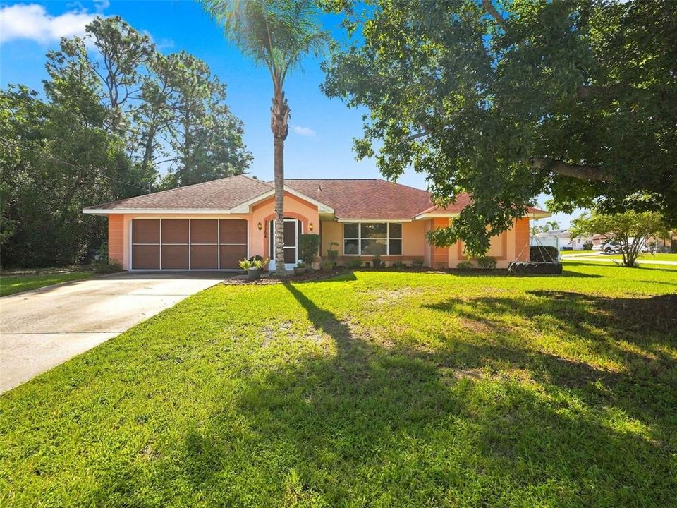 For Sale: $324,900 (3 beds, 2 baths, 1952 Square Feet)