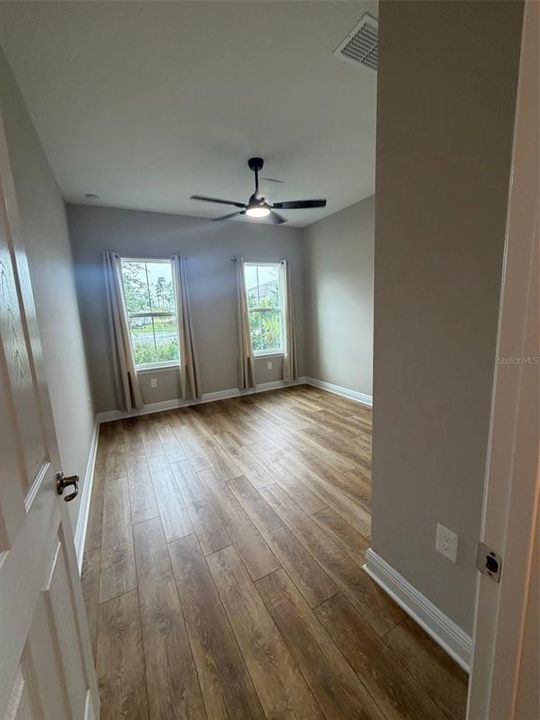 В аренду: $2,600 (2 спален, 2 ванн, 2097 Квадратных фут)