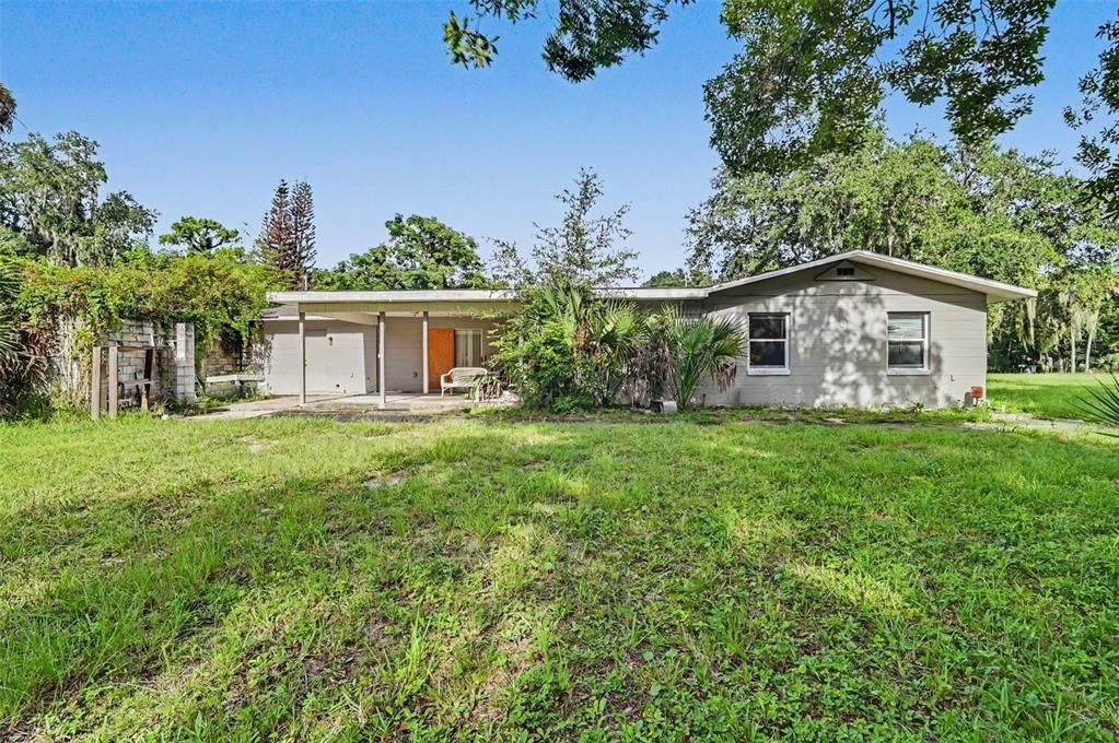 En Venta: $299,900 (4 camas, 2 baños, 1705 Pies cuadrados)