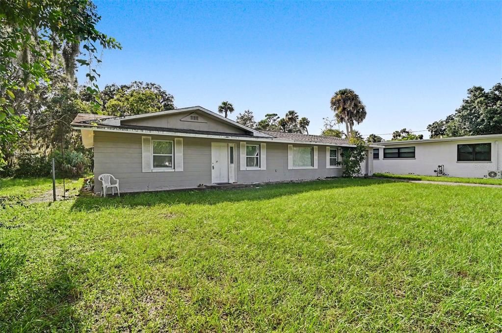 En Venta: $299,900 (4 camas, 2 baños, 1705 Pies cuadrados)