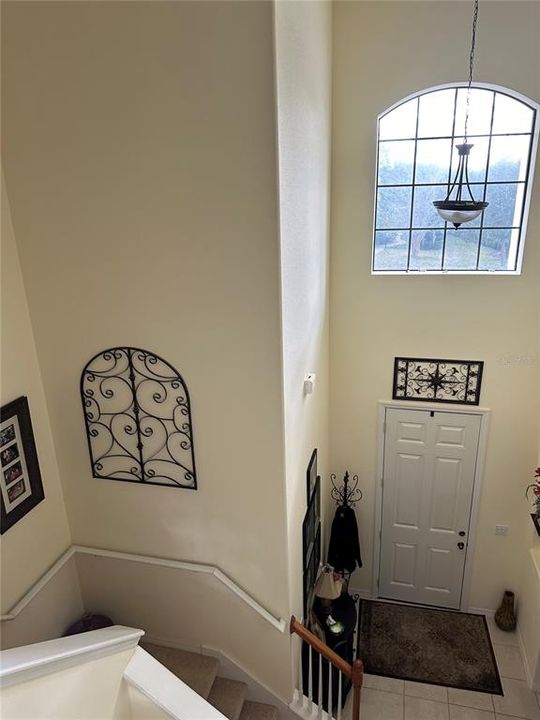 For Rent: $2,870 (5 beds, 3 baths, 2555 Square Feet)