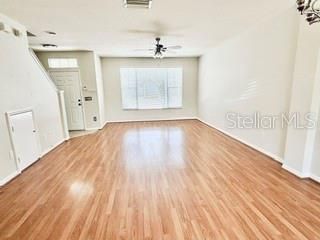 В аренду: $1,875 (2 спален, 1 ванн, 1252 Квадратных фут)