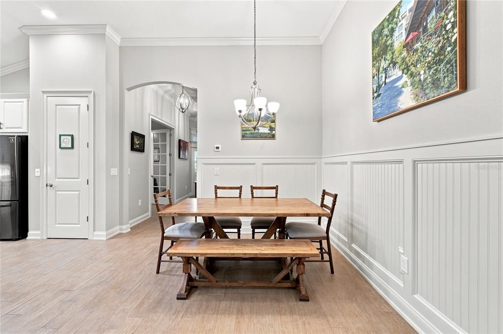 For Sale: $490,000 (3 beds, 2 baths, 1967 Square Feet)