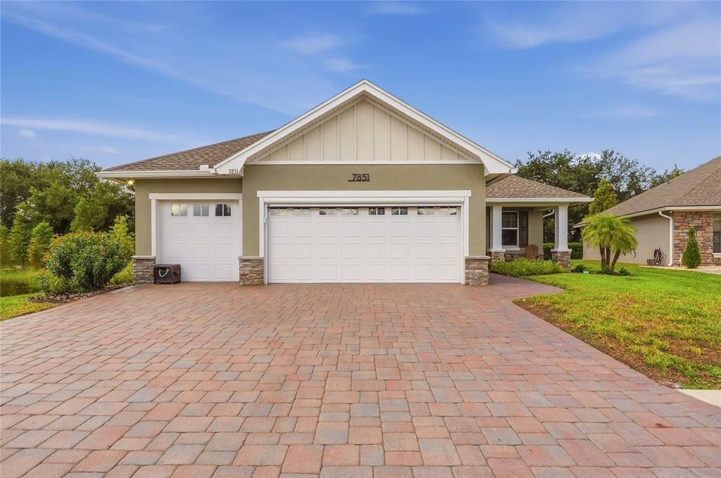 For Sale: $490,000 (3 beds, 2 baths, 1967 Square Feet)