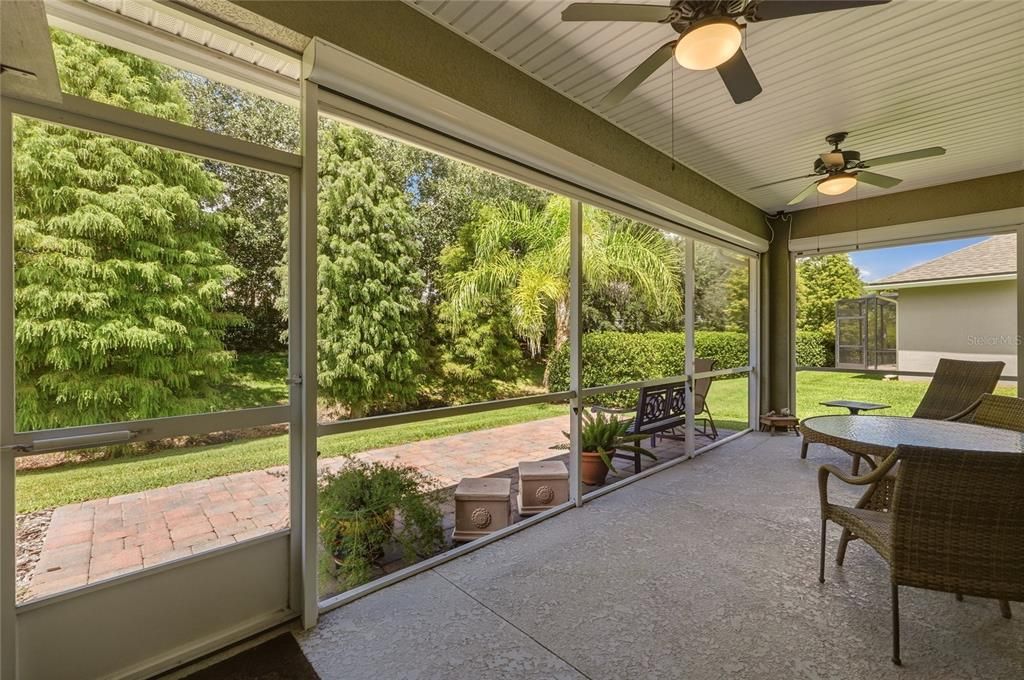 For Sale: $490,000 (3 beds, 2 baths, 1967 Square Feet)
