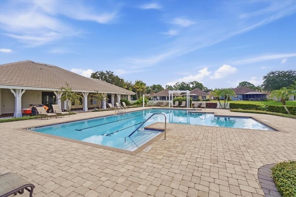 For Sale: $490,000 (3 beds, 2 baths, 1967 Square Feet)