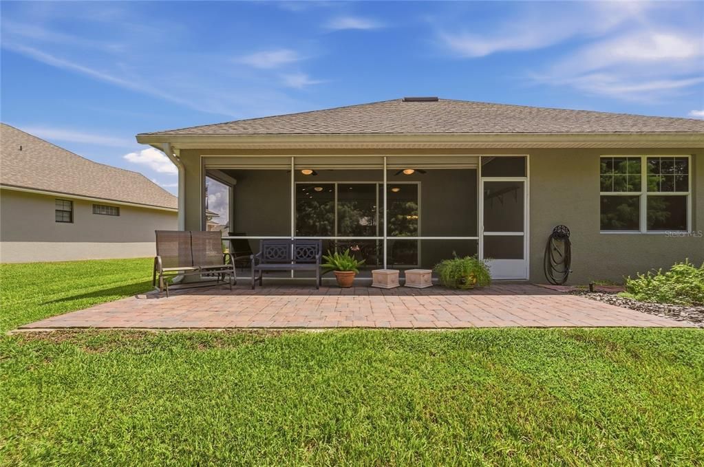 For Sale: $490,000 (3 beds, 2 baths, 1967 Square Feet)