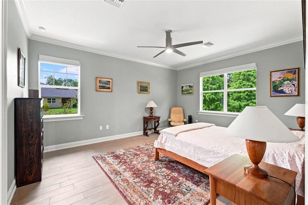 For Sale: $490,000 (3 beds, 2 baths, 1967 Square Feet)
