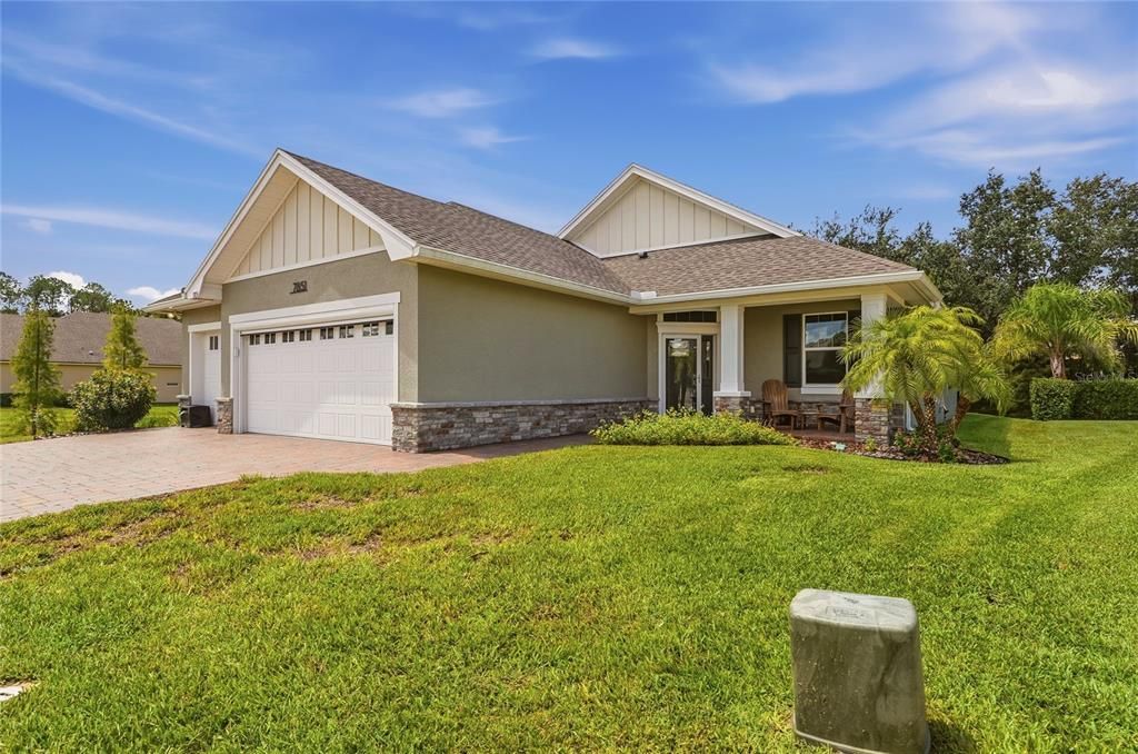 For Sale: $490,000 (3 beds, 2 baths, 1967 Square Feet)