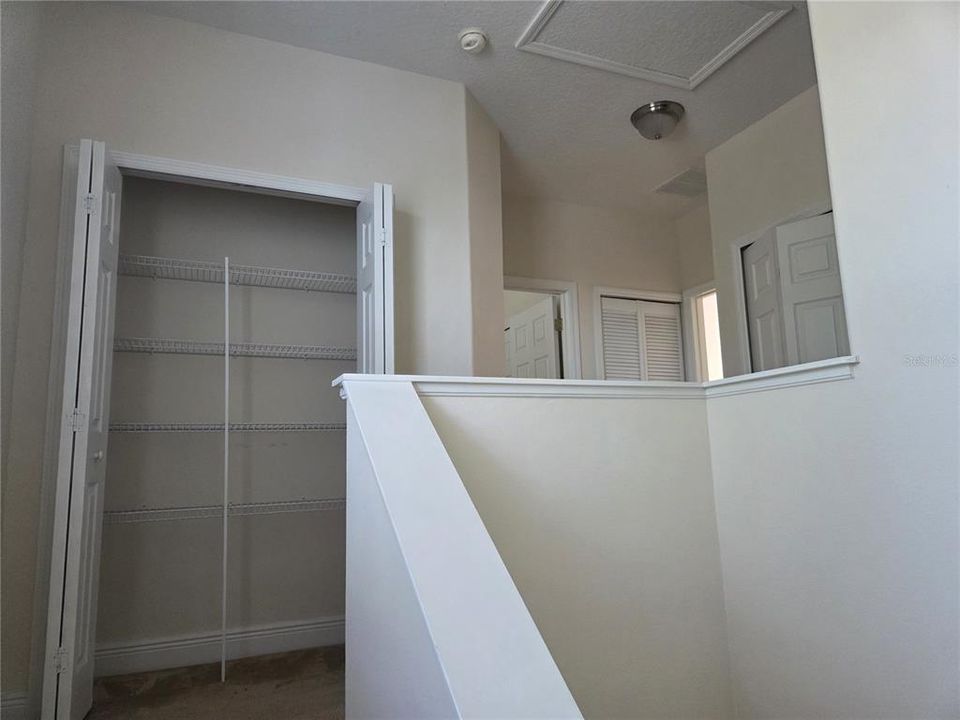 For Rent: $2,000 (3 beds, 3 baths, 1371 Square Feet)