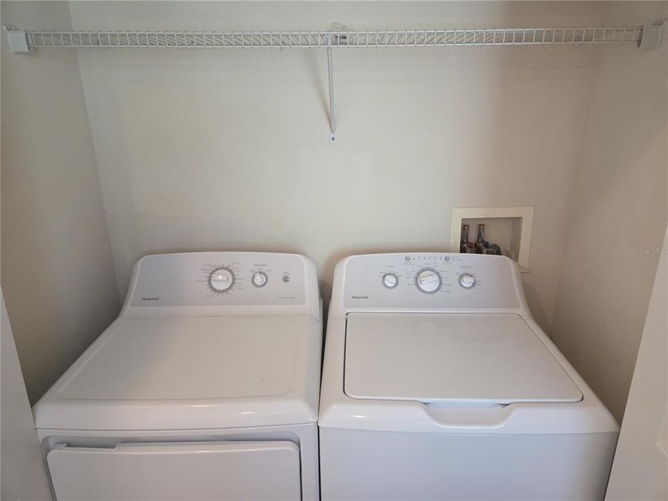 For Rent: $2,000 (3 beds, 3 baths, 1371 Square Feet)