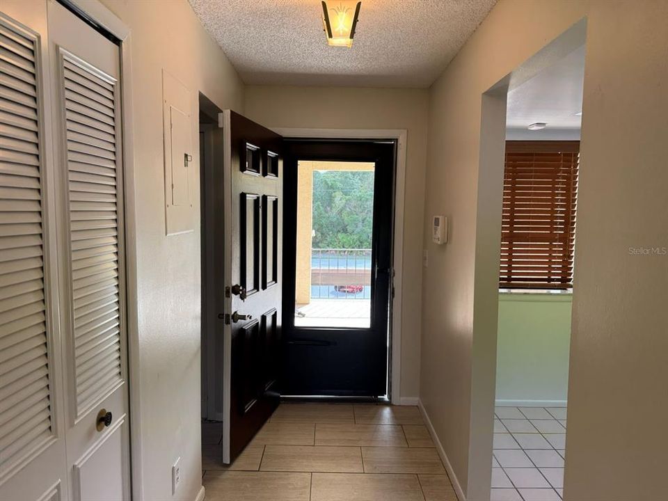 For Sale: $190,000 (3 beds, 2 baths, 1555 Square Feet)