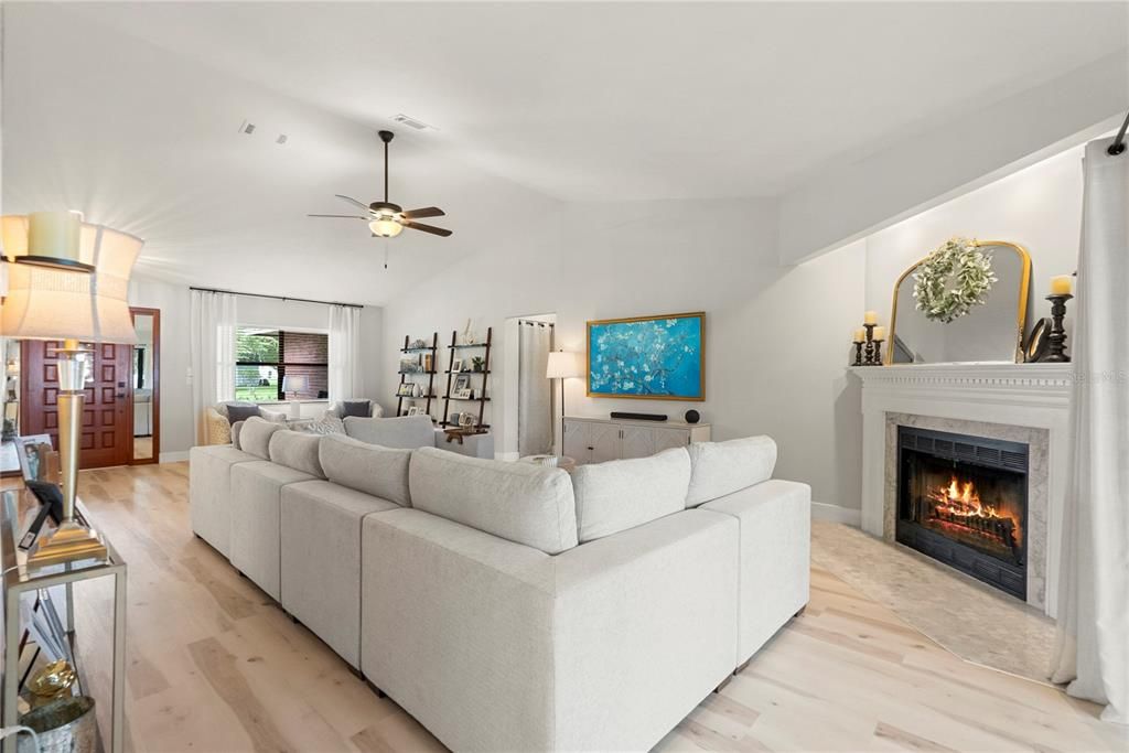 For Sale: $424,900 (3 beds, 2 baths, 1896 Square Feet)