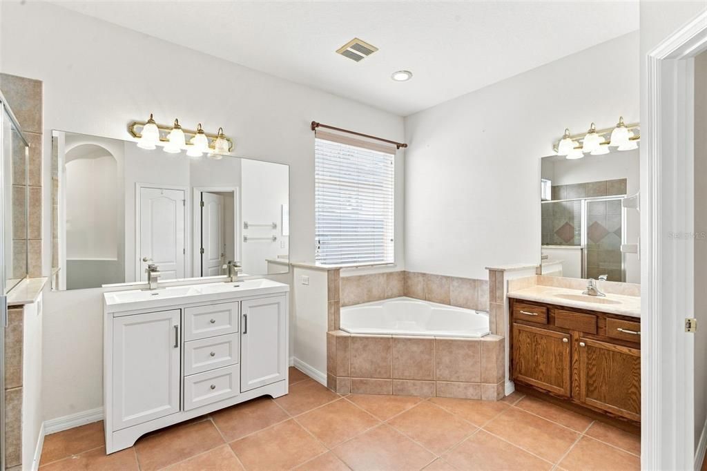В аренду: $3,495 (4 спален, 3 ванн, 2778 Квадратных фут)