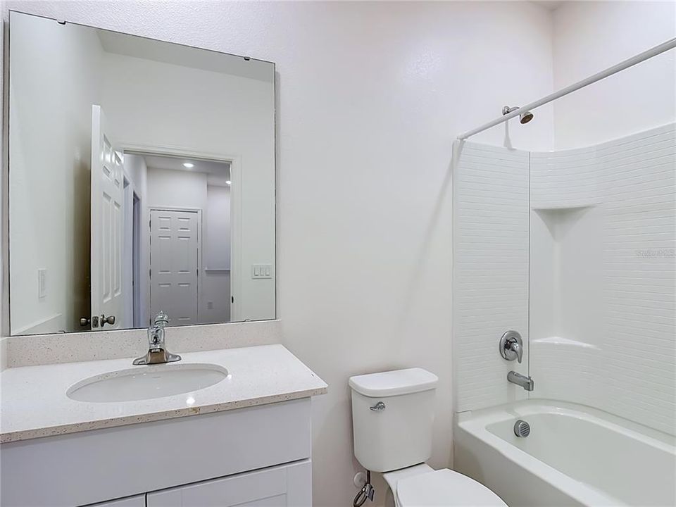 En Renta: $2,395 (4 camas, 3 baños, 1786 Pies cuadrados)