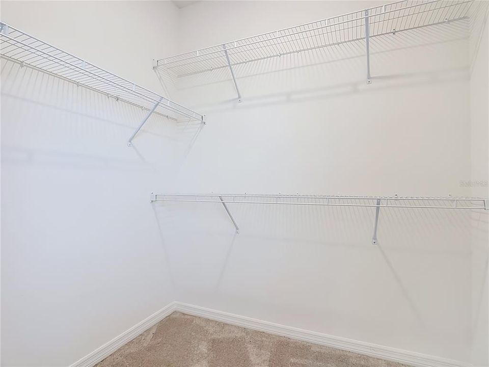 En Renta: $2,395 (4 camas, 3 baños, 1786 Pies cuadrados)
