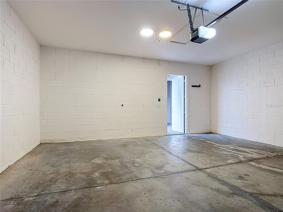 En Renta: $2,395 (4 camas, 3 baños, 1786 Pies cuadrados)