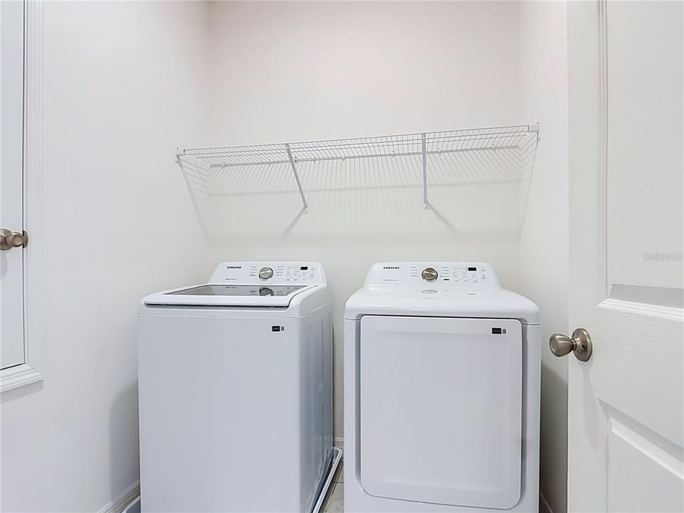 En Renta: $2,395 (4 camas, 3 baños, 1786 Pies cuadrados)