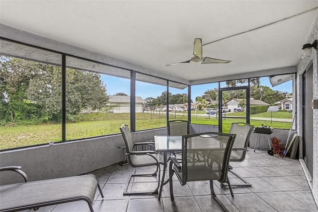 For Sale: $274,900 (3 beds, 2 baths, 1530 Square Feet)